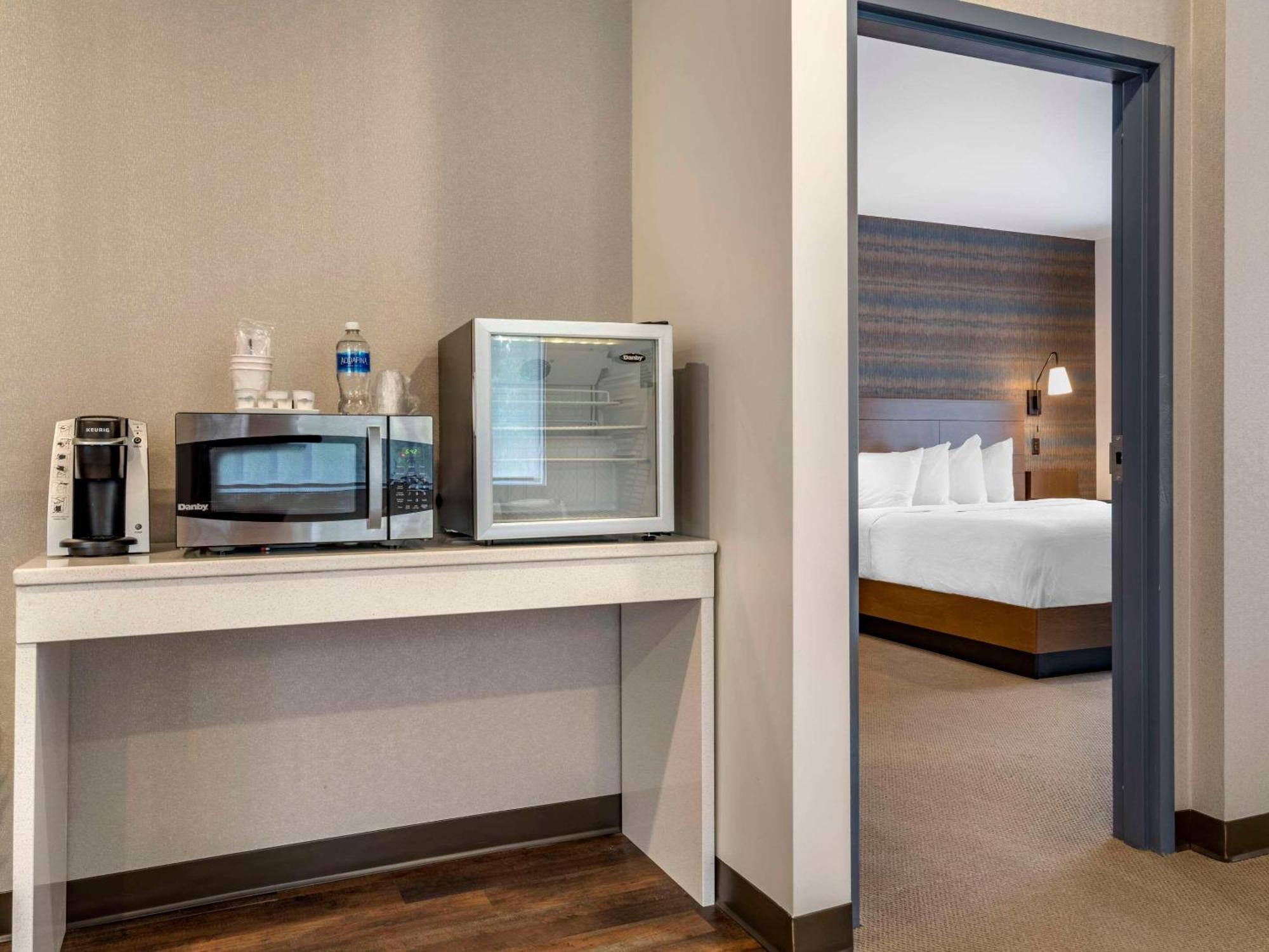 The Cranberry, Ascend Hotel Collection Моргантаун Экстерьер фото